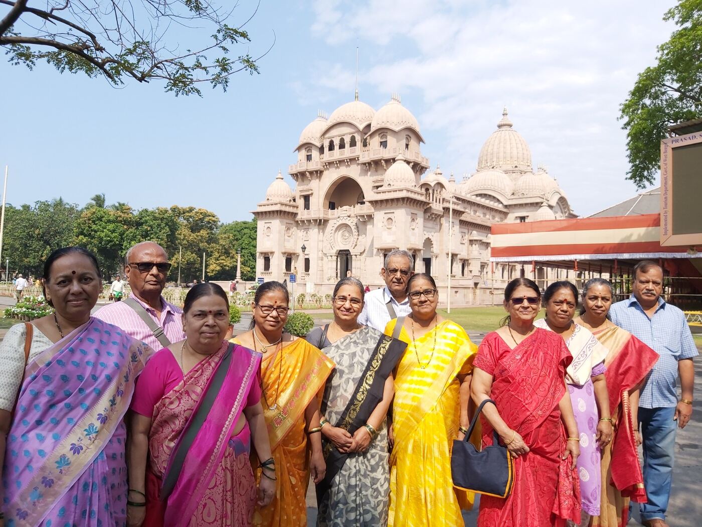 Happy travellers with Chetan Holidays
